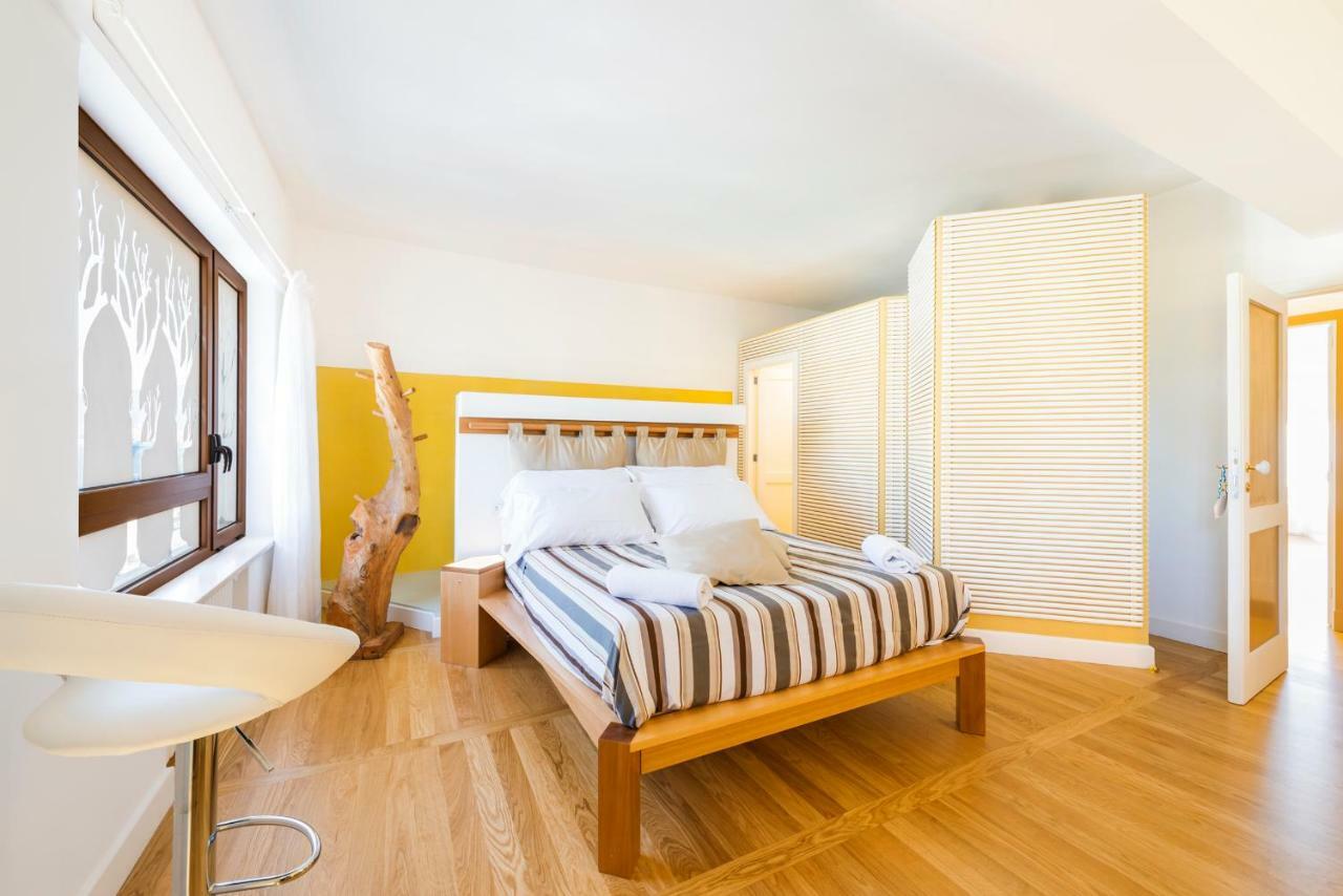 Luiselle Charming Accommodation Sorrento City Center Luaran gambar