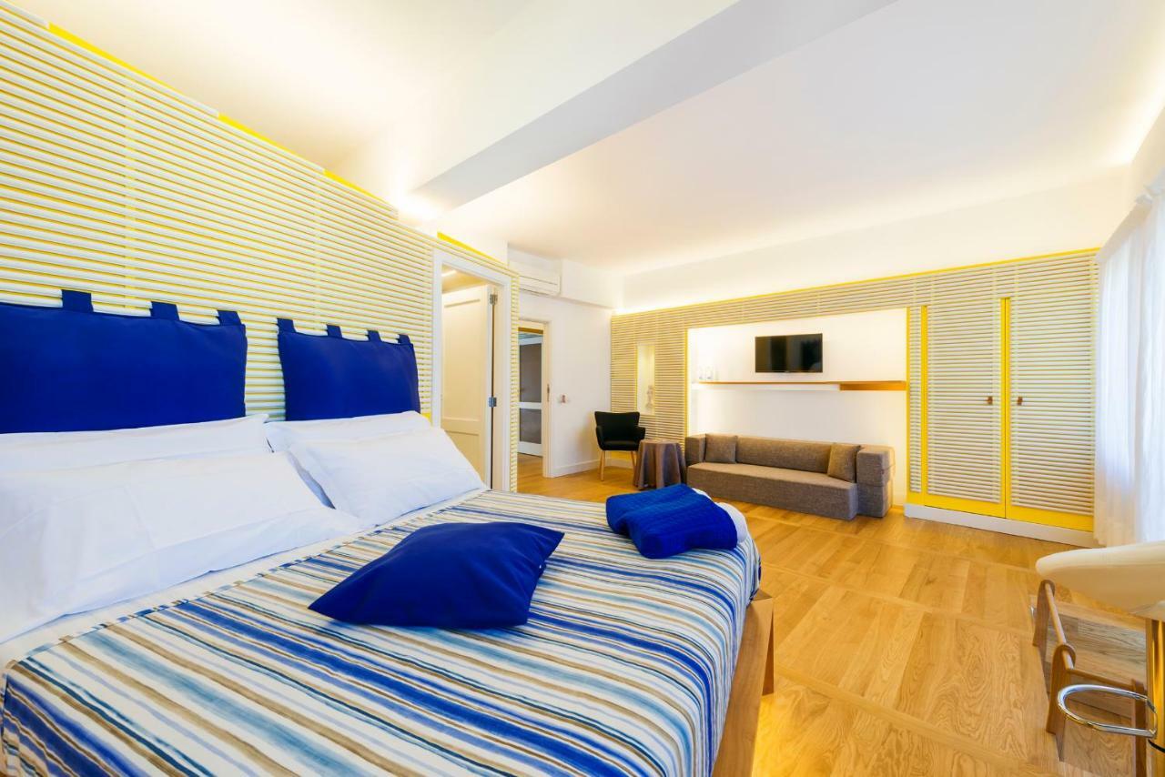 Luiselle Charming Accommodation Sorrento City Center Luaran gambar