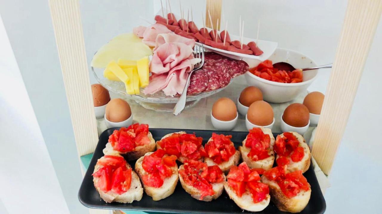 Luiselle Charming Accommodation Sorrento City Center Luaran gambar
